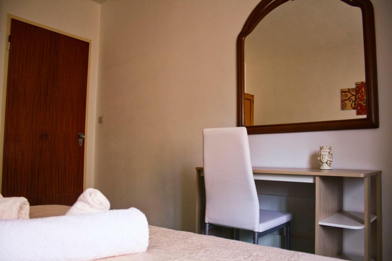 Don Pippo Apartment Таорміна Екстер'єр фото